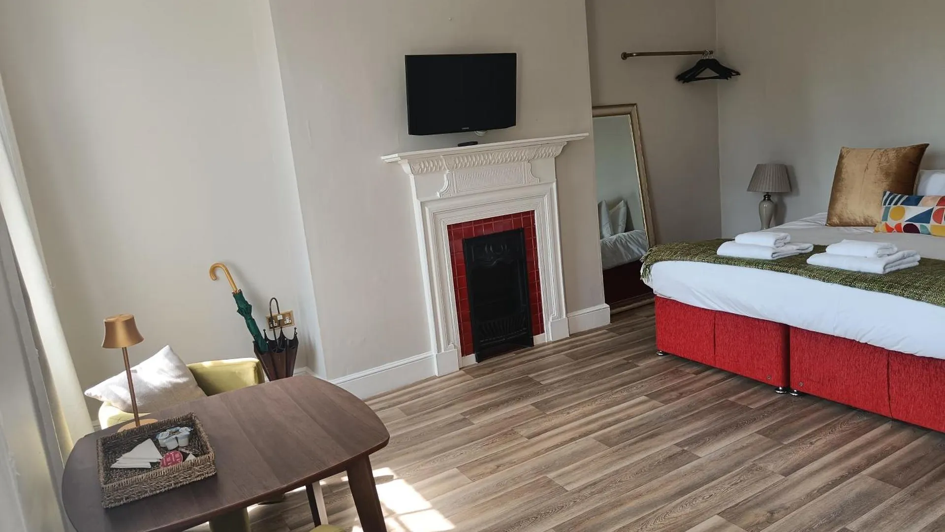 Rooms On The Prom Cheltenham 4*,  United Kingdom