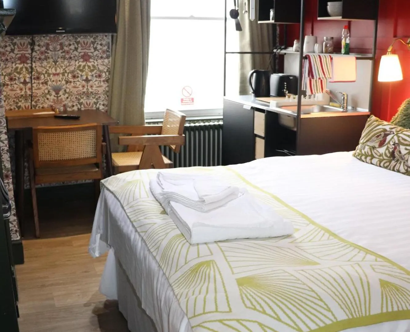 Rooms On The Prom Cheltenham 4*,  United Kingdom