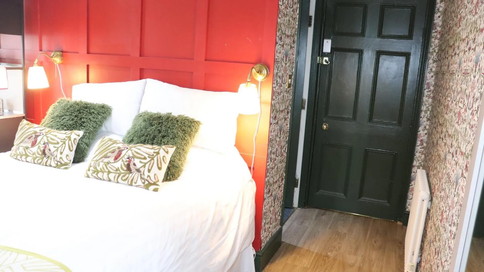 Rooms On The Prom Cheltenham 4*,  United Kingdom