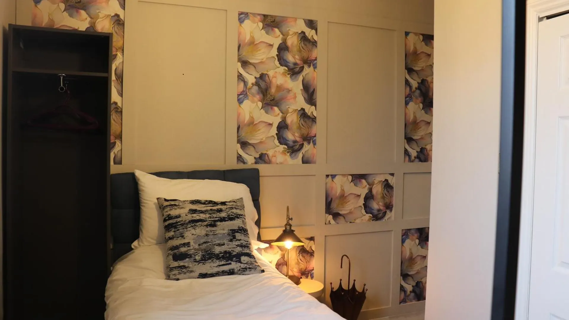 Rooms On The Prom Cheltenham Hotel